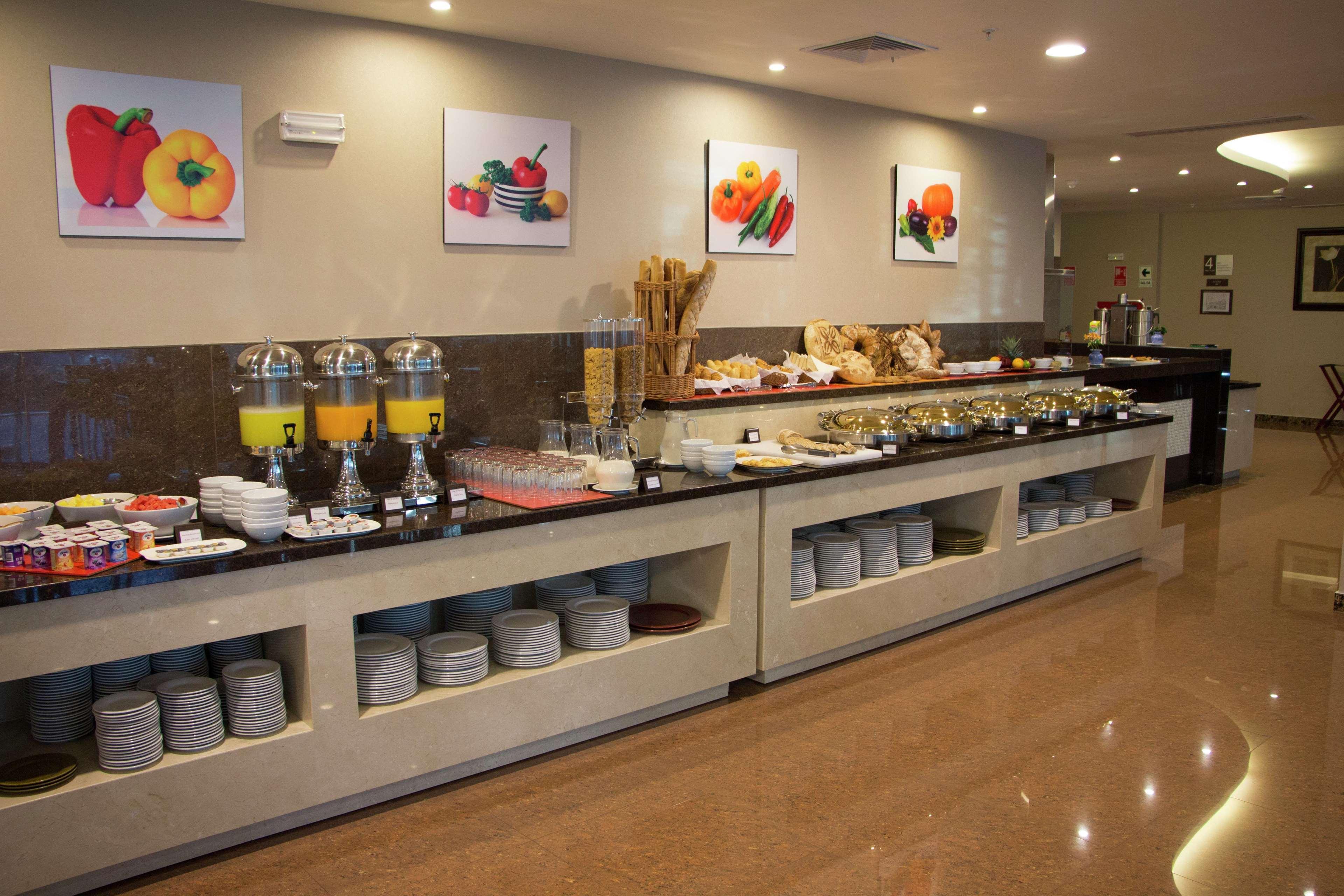 Hilton Garden Inn Lima Surco Exterior photo
