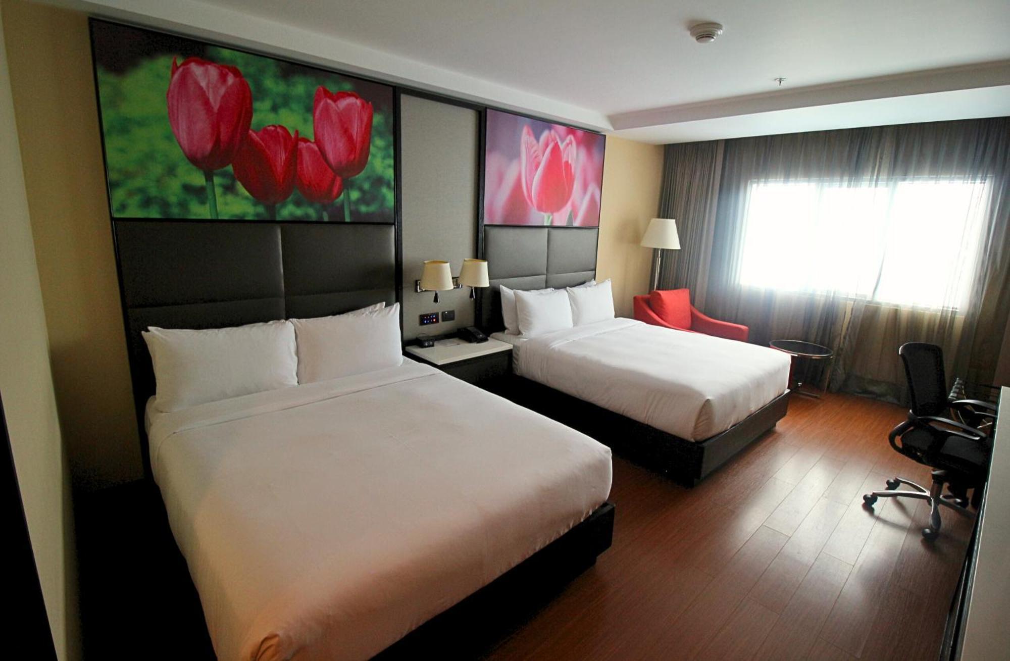 Hilton Garden Inn Lima Surco Exterior photo