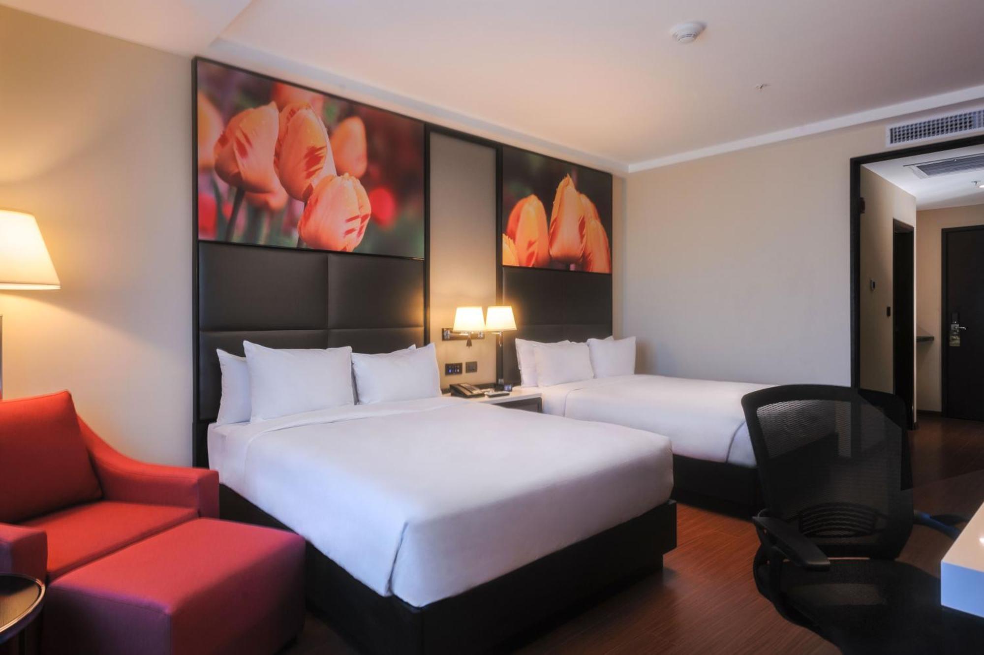 Hilton Garden Inn Lima Surco Exterior photo